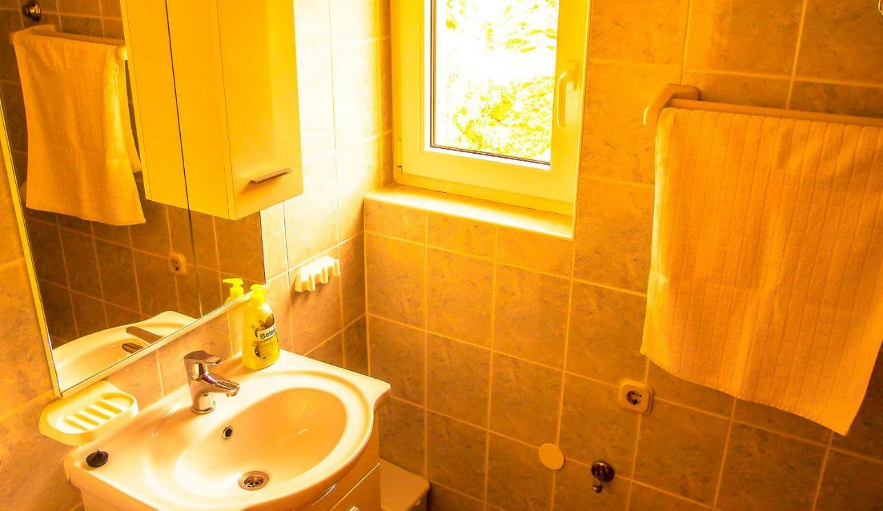 Adria Arba Apartments Rab Town Dış mekan fotoğraf